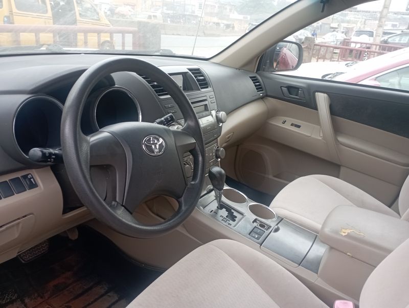 Thumbnail 5 of 2009 Toyota Highlander SE